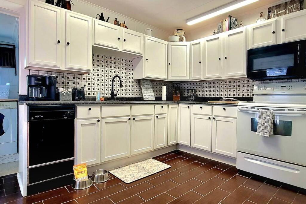 Apple Hill Bungalow, Family And Pet Friendly! Bristol Exterior foto